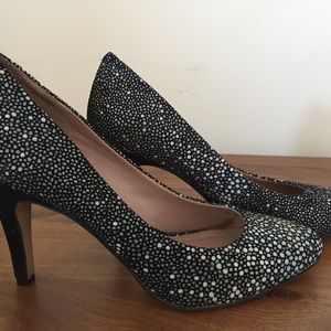 Vince Camuto Pebbly Pumps